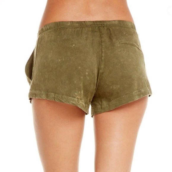 Chaser Heirloom Army Green Lace Up Shorts Size Medium NWT - Picture 4 of 11